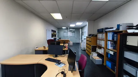 Warehouse-For-Sale-in-City-Deep (20)